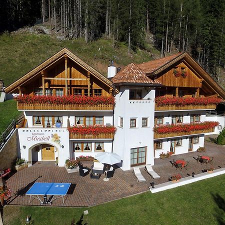Apartments Mirabell Livinallongo Del Col Di Lana ภายนอก รูปภาพ