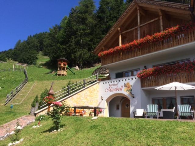 Apartments Mirabell Livinallongo Del Col Di Lana ภายนอก รูปภาพ